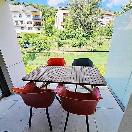 Beautiful Flat With Garden View, Terrace And Parking-105 Luxembourg
