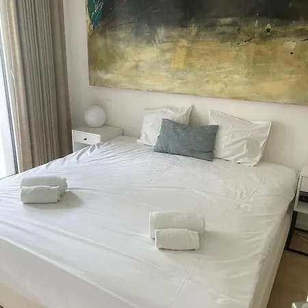 Beautiful Flat With Garden View, Terrace And Parking-105