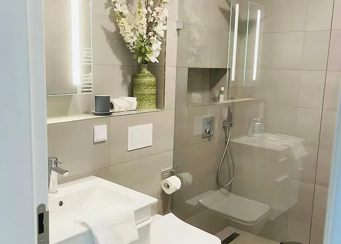 Beautiful Flat With Garden View, Terrace And Parking-105 Luxembourg By